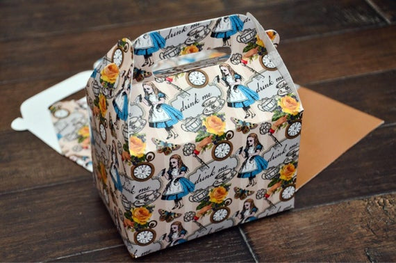 Alice in Wonderland Pattern Favor Boxes / Treat Boxes / Gift Boxes