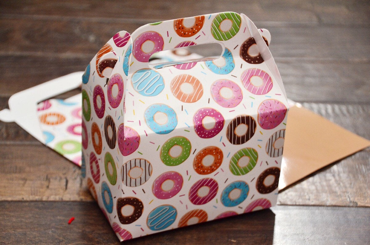 Donut Pattern Favor Boxes / Treat Boxes / Gift Boxes